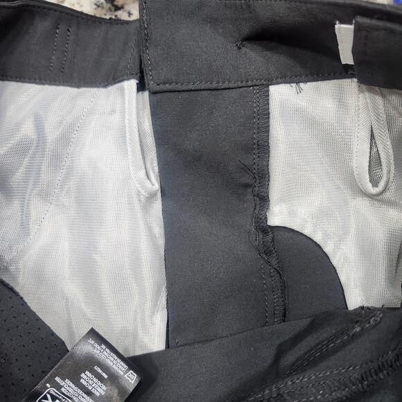 ❤️NWT❤️ Huk Men's Black Fishing Shorts - Picture 12 of 13